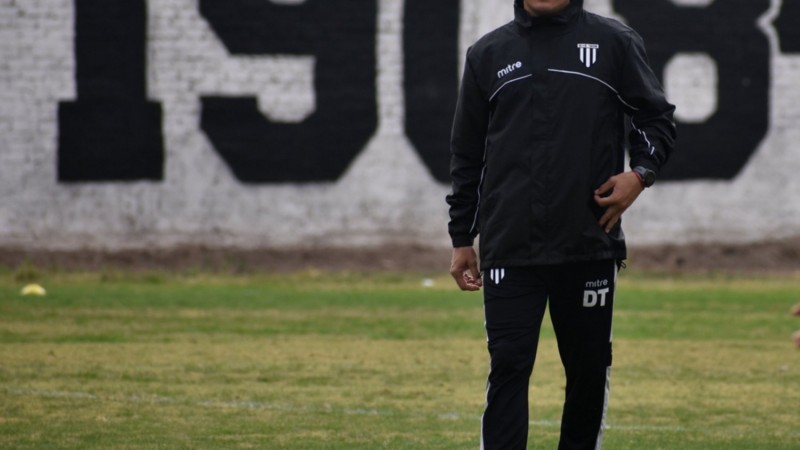 El "Lobo" mantiene el máximo puntaje entre los 36 equipos de la divisional y fortalece su objetivo de ascenso